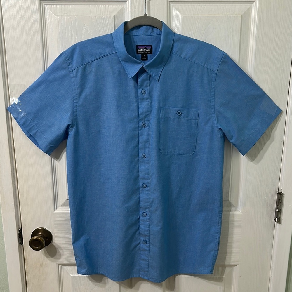 Patagonia Men's Blue Organic Cotton Short Sleeve Shirt